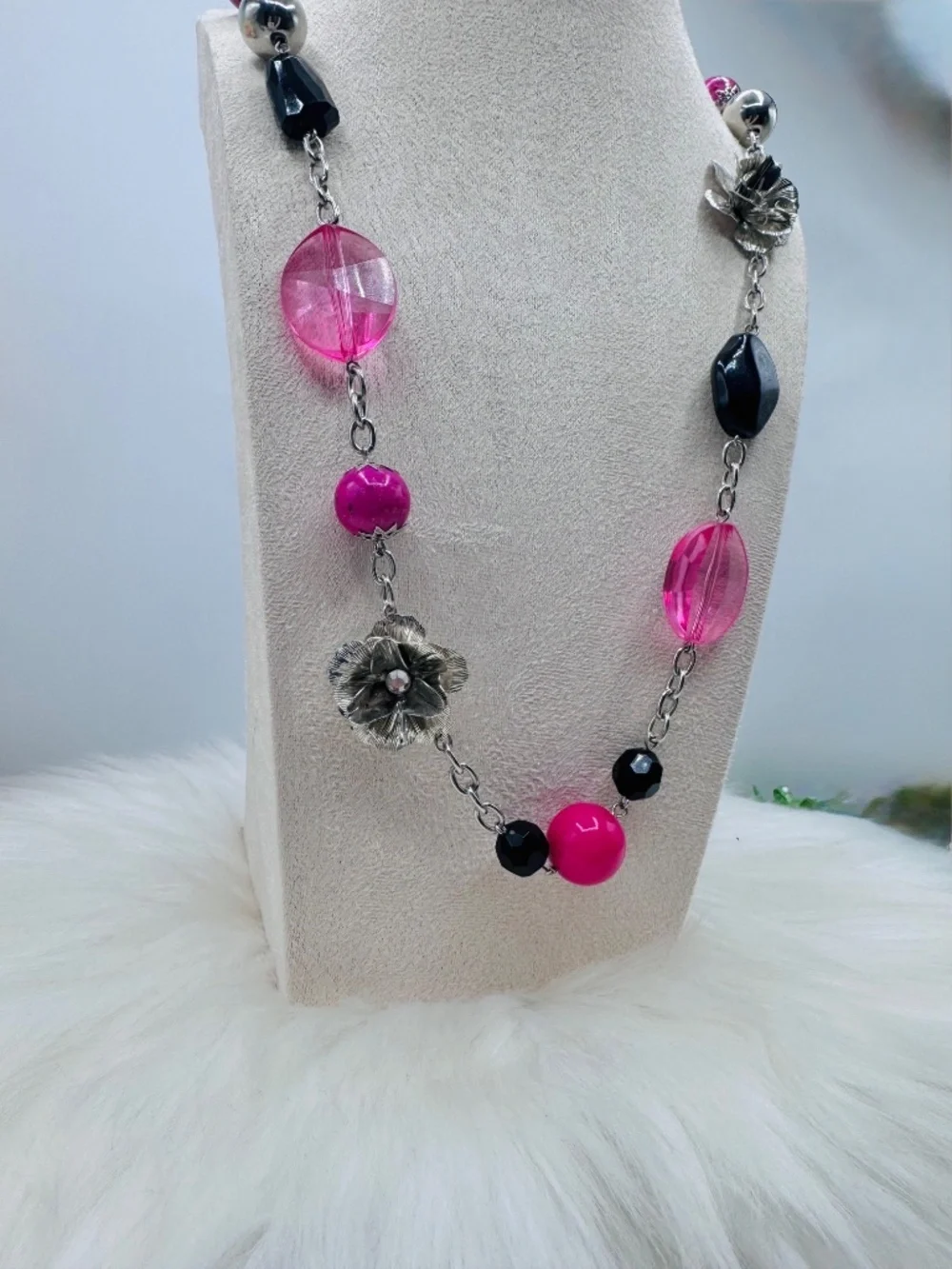 Statement Pink & Black Beaded Chain Necklace Silver Floral Accent